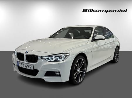 BMW 320i xDrive Sedan
