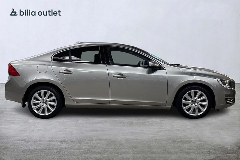 Bild 5 av Volvo S60 D4 aut Momentum BE 181hk BLIS Backkamera PDC