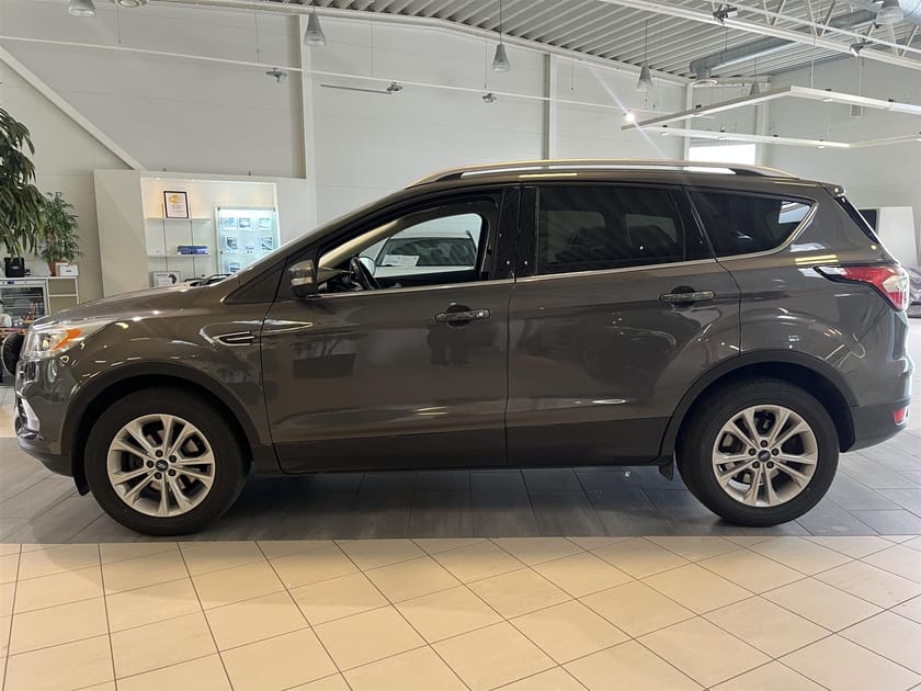 Bild 3 av Ford Kuga 1.5 EcoBoost Manuell, 150hk, Drag, Servad Kamrem Bytt