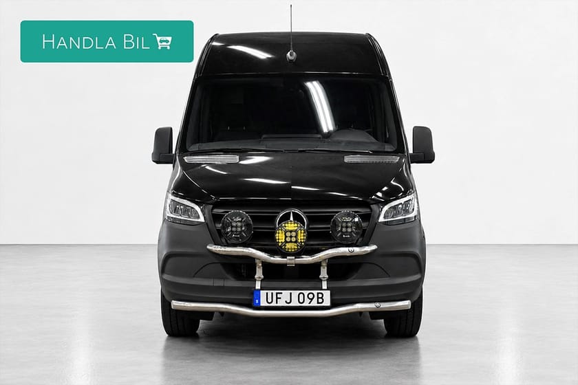 Bild 2 av Mercedes-Benz Sprinter 319 CDI Panel Van Tempmatic D-värm Navi B-kam Moms Dragkrok
