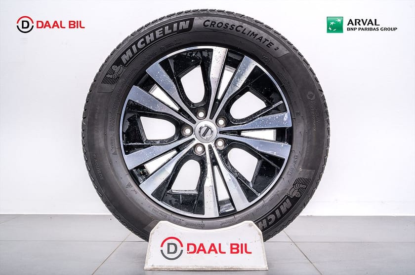 Bild 4 av Volvo XC60 RECHARGE T6 AWD 18,8kWh 350HK MOMENTUM PRIVATLEASING