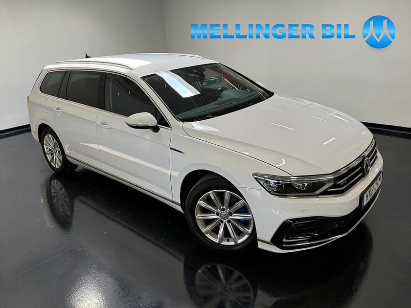 Bild 2 av Volkswagen Passat Sportscombi GTE 218hk Business Executive Värmare Drag