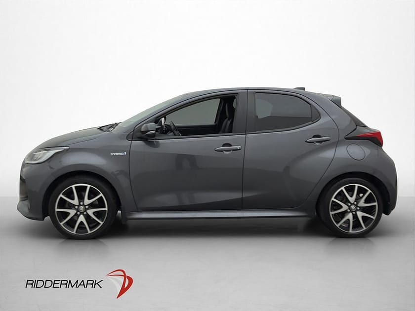 Bild 4 av Toyota Yaris Hybrid Style Kamera Skinn Adaptiv-fart Rattvärme