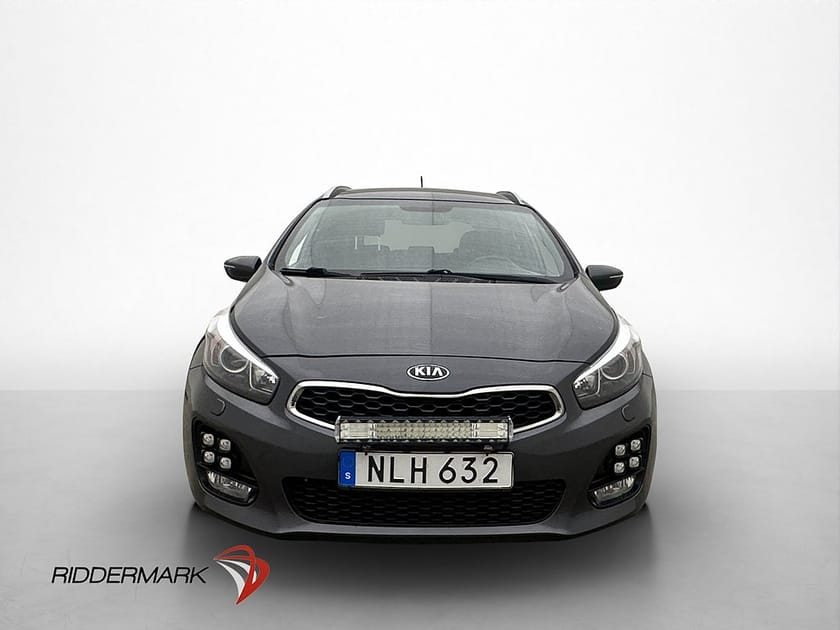 Bild 2 av Kia cee'd_sw SW 1.6 CRDi 136hk GT-Line Kamera Navi LED-Ramp Drag