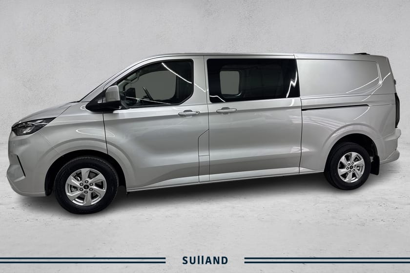 Bilde 2 av Ford Transit Custom 320 AWD L2 170hk Limited, Webasto, ACC, Krok, Service