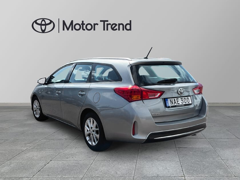 Bild 2 av Toyota Auris Touring Sports 1.4 D-4D DPF MAN ACTIVE