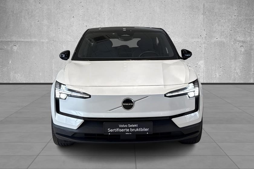 Bilde 2 av Volvo EX30 Twin Motor Performance M Plus