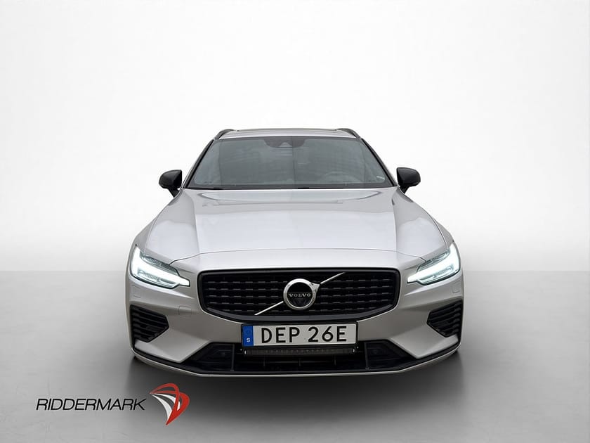 Bild 2 av Volvo V60 Recharge AWD T8 R-Design Pano HUD B&W Värm MOMS