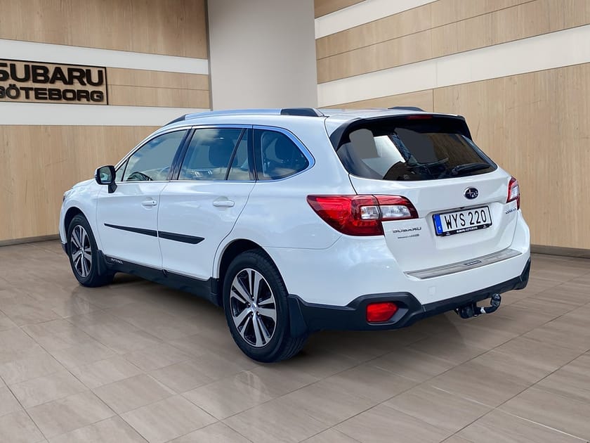 Bild 3 av Subaru Outback 2,5i Aut Base (175hk) *Drag*