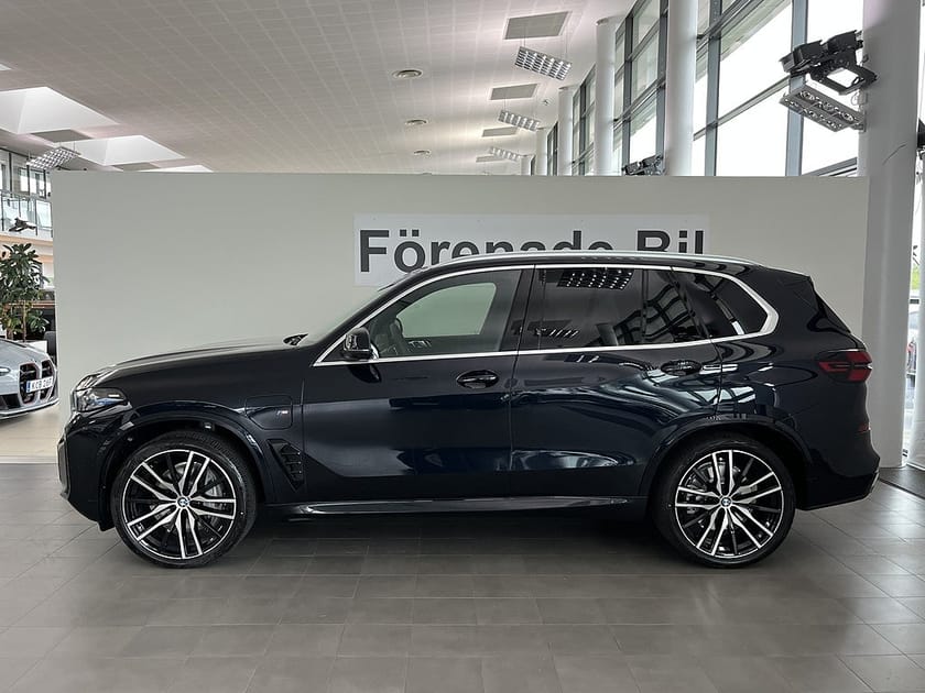 Bild 3 av BMW X5 xDrive50e M Sport H/K KomfortStol Drag Panorama
