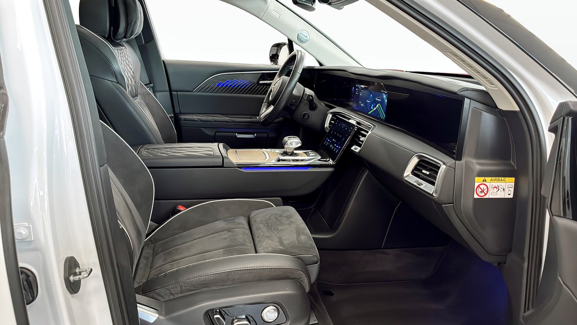 Hongqi E-HS9 PREMIUM 99 kWh AWD 551HP 2022, bild 3/10