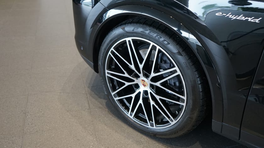 Bild 4 av Porsche Cayenne E-Hybrid Coupé 