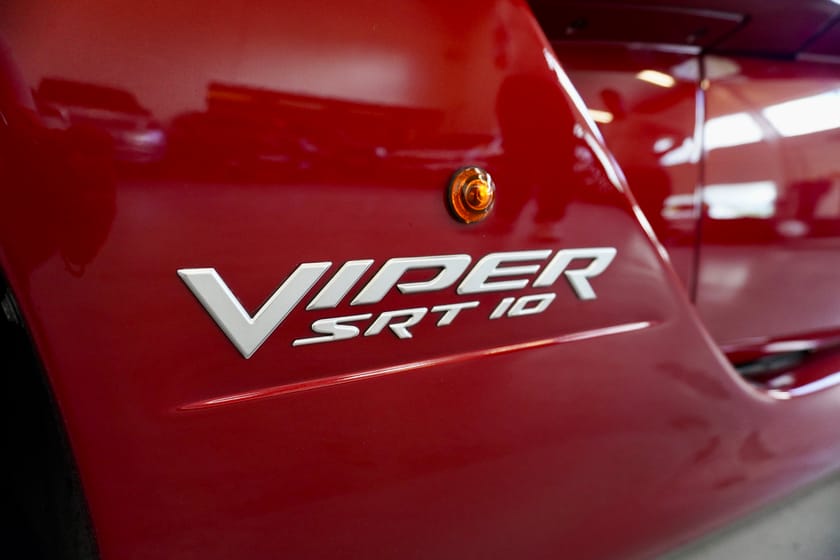 Bild 5 av Dodge Viper Roadster SRT-10 8.4 V10 608hk Magnaflow Avgas