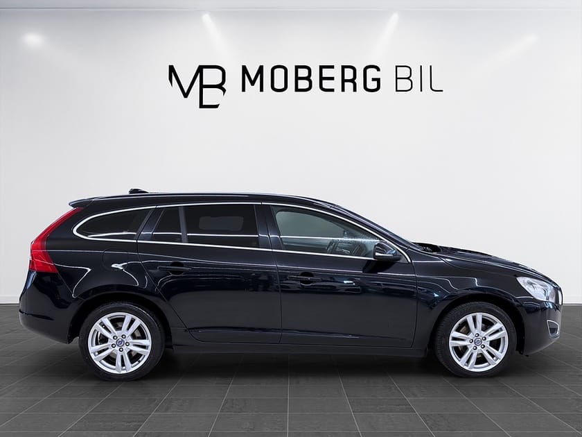 Bild 3 av Volvo V60 D4 163hk Momentum Business EDT PDC Värmare