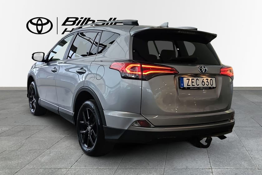 Bild 2 av Toyota RAV4 Hybrid 2,5 AWD, dragkrok