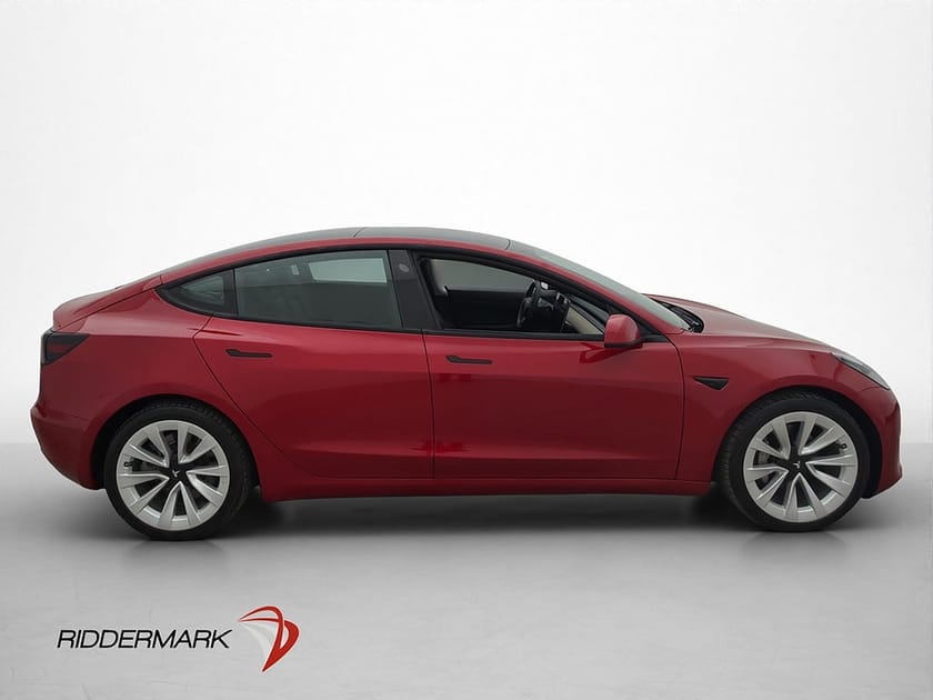 Bild 5 av Tesla Model 3 Long Range AWD Dragkrok Svensksåld Panorama