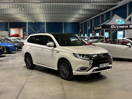 Mitsubishi Outlander PHEV CVT S-Edition | Skinn | 360 | Drag | Pano