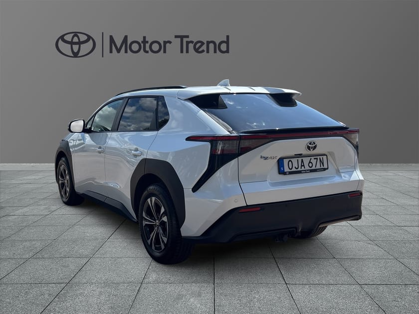 Bild 3 av Toyota bZ4X FWD STYLE EDITION