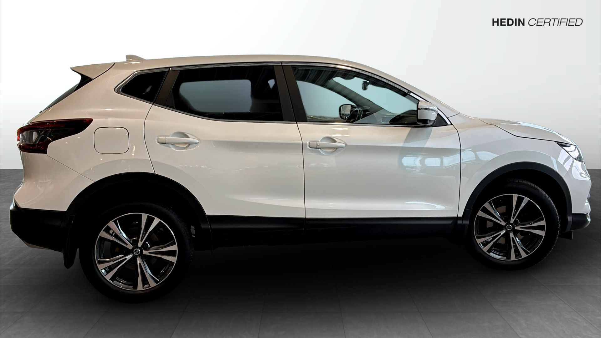 Nissan Qashqai 1.3 DIG-T 2020, photo 6/10