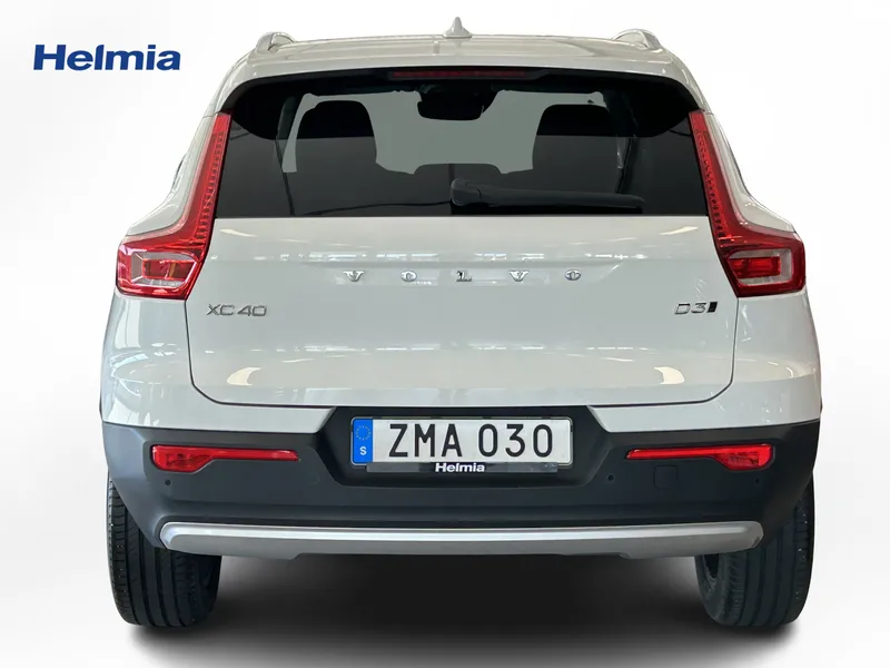 Bild 7 av 15 – Volvo XC40 D3 AWD Momentum Pro Edition