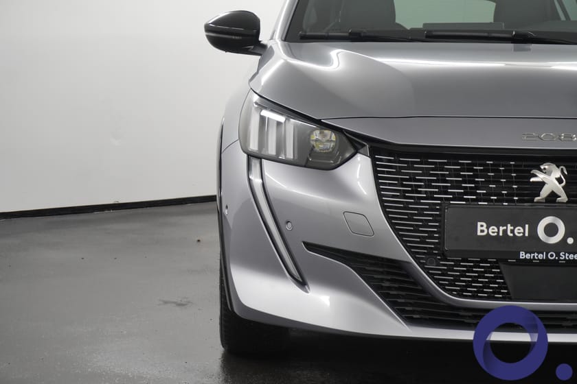 Bilde 4 av Peugeot e-208 GT 136 hk