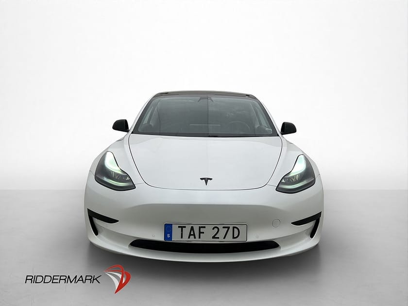 Bild 3 av Tesla Model 3 Standard Range Plus 325hk Pano Drag Kamera AP Skinn