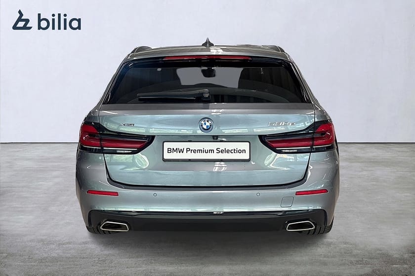 Bild 4 av BMW 530e xDrive Touring | Head-Up | Tonade rutor | Adaptiva LED