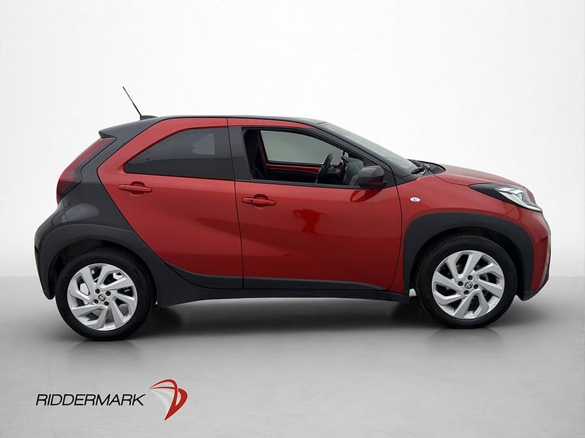 Bild 4 av Toyota Aygo X 1.0 VVT-i CVT Pulse Kamera Navi 0,5l/mil 72hk