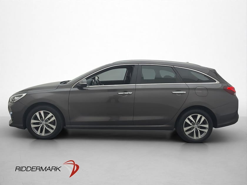 Bild 5 av Hyundai i30 Kombi 1.4 140hk Premium Kamera CarPlay Halvskinn