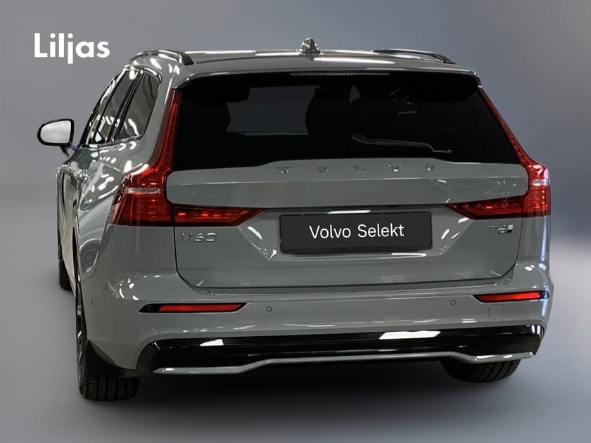 Bild 4 av Volvo V60 T6 AWD Plus Dark Nordic Edition//360-kamera//Drag//