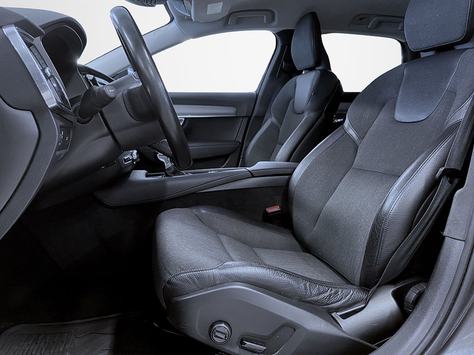 Volvo V90 2021, bild 6/21
