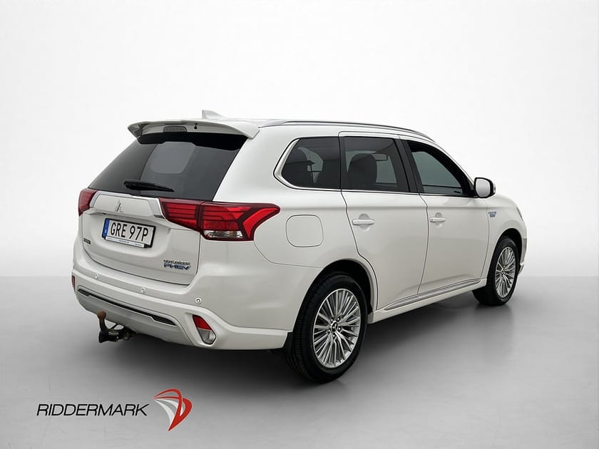 Bild 4 av Mitsubishi Outlander PHEV AWD Business X Drag 360° Skinn