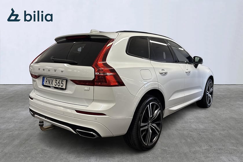 Bild 4 av Volvo XC60 Recharge T6 AWD Geartronic R-Design Panorama HK