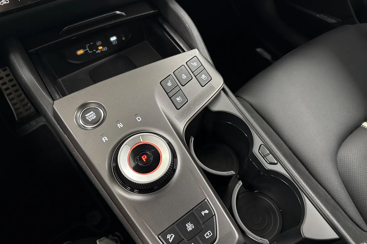picture of a car
