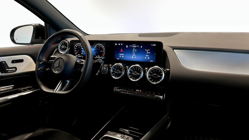 Bild 3 av Mercedes-Benz GLA 250 e