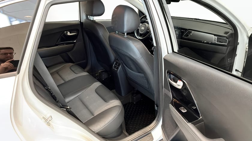 Bild 5 av Kia Niro Hybrid Advance Plus 1 | Drag | 141hk