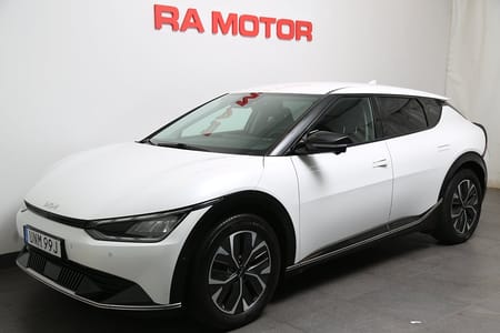 Kia EV6 77.4 kWh 325hk PLUS AWD 360°-kamera Skinn Leasbar