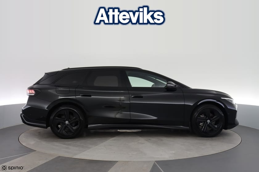 Bild 2 av Volkswagen ID.7 GTX Tourer Edition 4motion 340hk *Drag/Panorama/HarmanKar