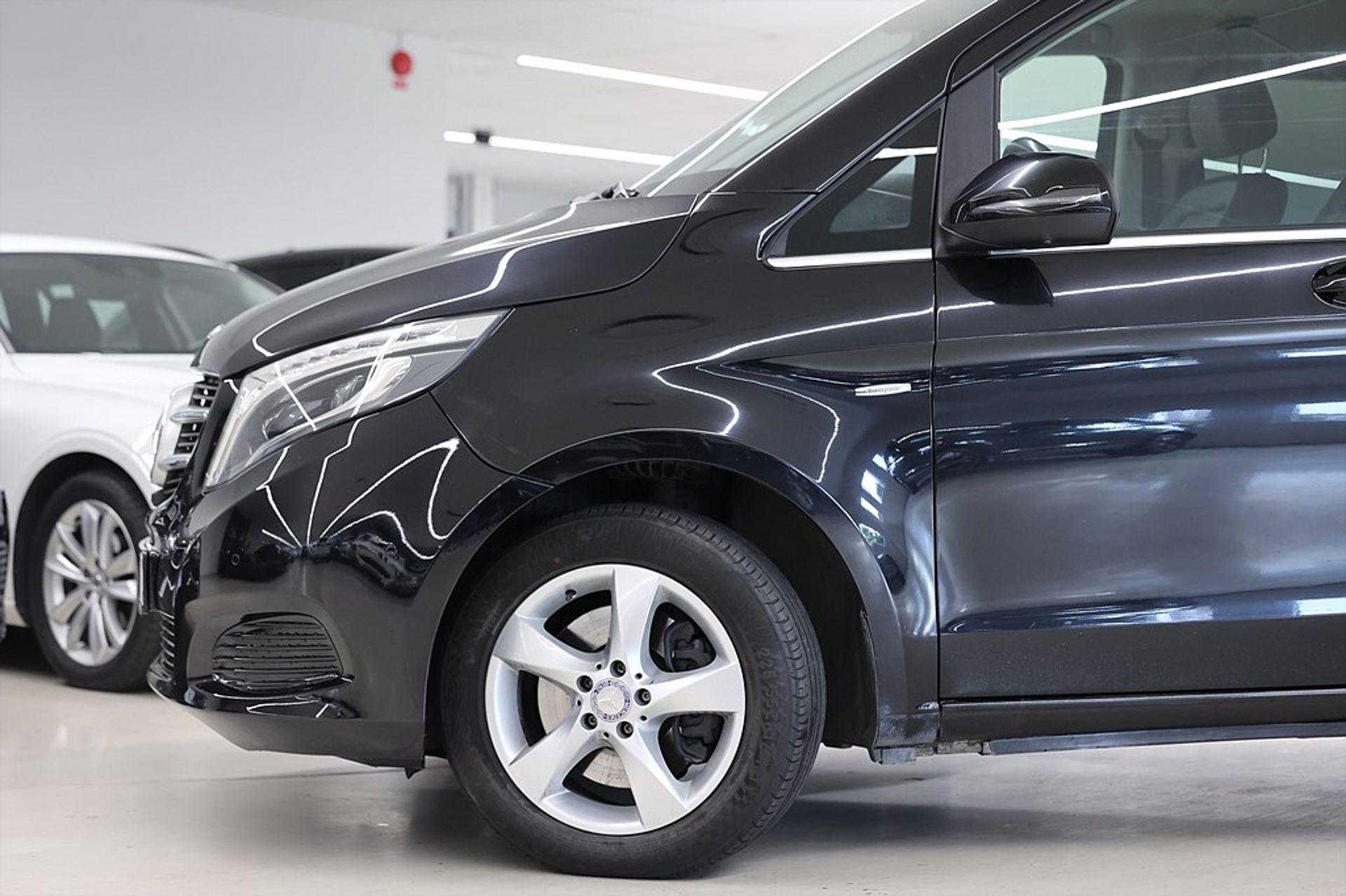 Mercedes-Benz V 2017, bild 4/10