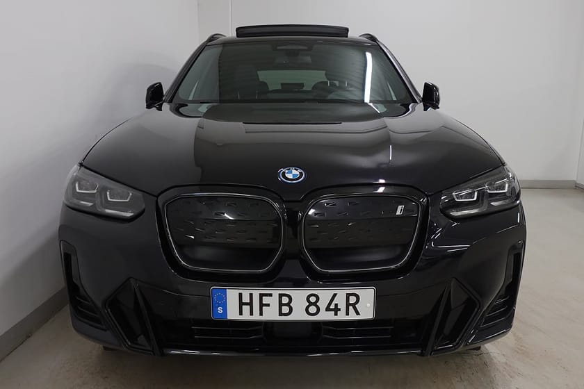 Bild 2 av BMW iX3 M Sport Drag Pano Kamera Ambient P-Värme Adap-F MOMS