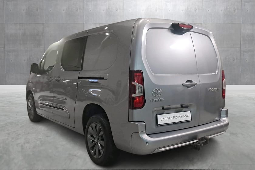 Bilde 3 av Toyota ProAce City Velholdt I Privatkjørt I Tilhengerfeste