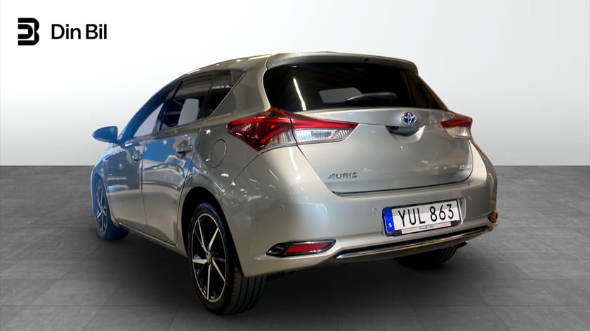 Bild 3 av Toyota Auris Hybrid e-CVT 136hk Backkamera/P-sensorer