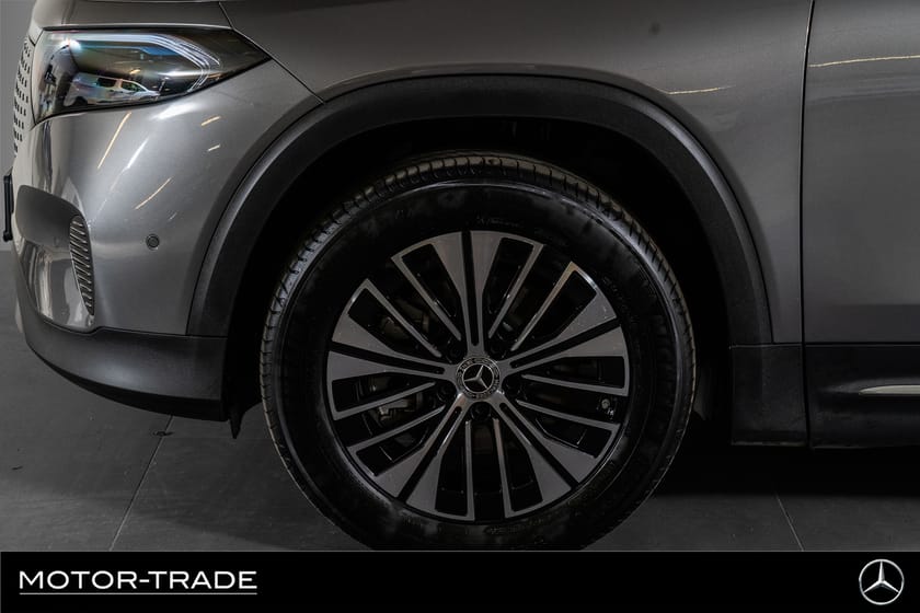 Bilde 4 av Mercedes-Benz EQB 300 4MATIC