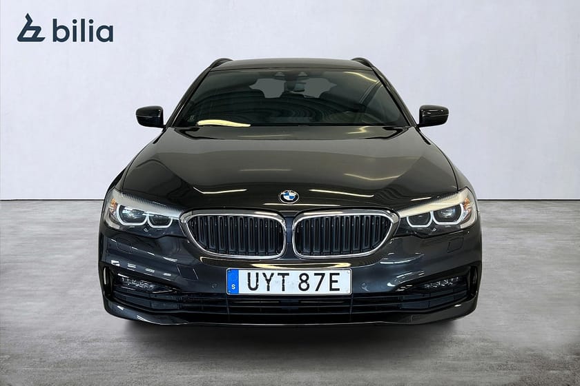 Bild 2 av BMW 520d xDrive Touring Touring/Sport line/Drag/HiFi/Värmare