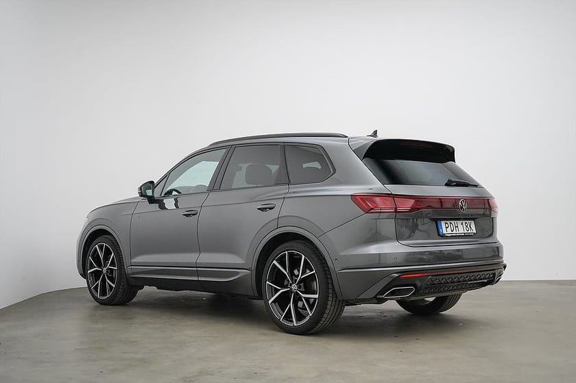 Bild 4 av Volkswagen Touareg 3.0 V6 TDI 4Motion / R-Line / 286hk / Värmare