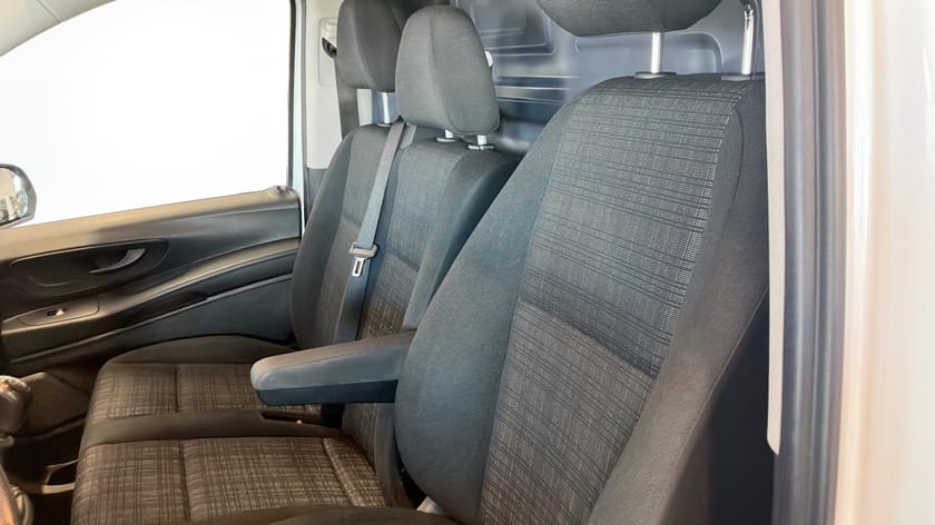 Bild 5 av Mercedes-Benz Vito 111 CDI 2.8t 