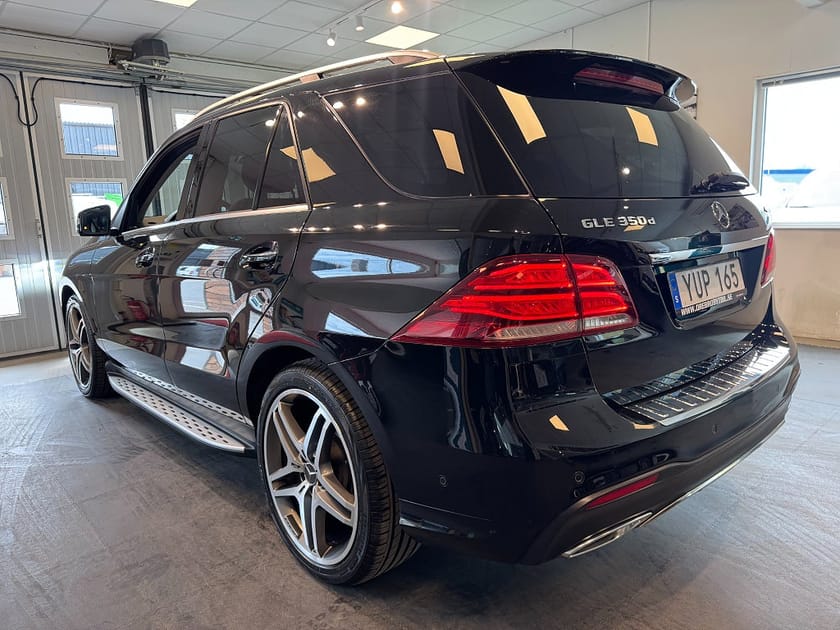 Bild 3 av Mercedes-Benz GLE 350 d 4MATIC AMG Luft Pano H/K Drag Värmare SE SPEC