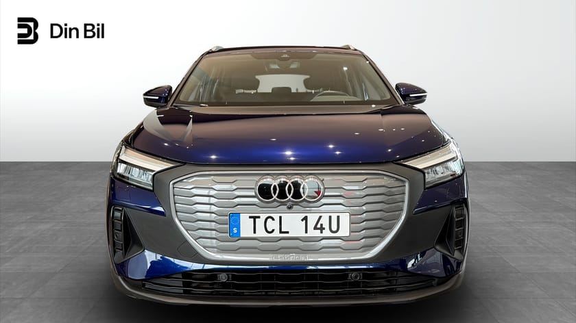 Bild 4 av Audi Q4 40 e-tron 204HK Proline / Assistanspaket