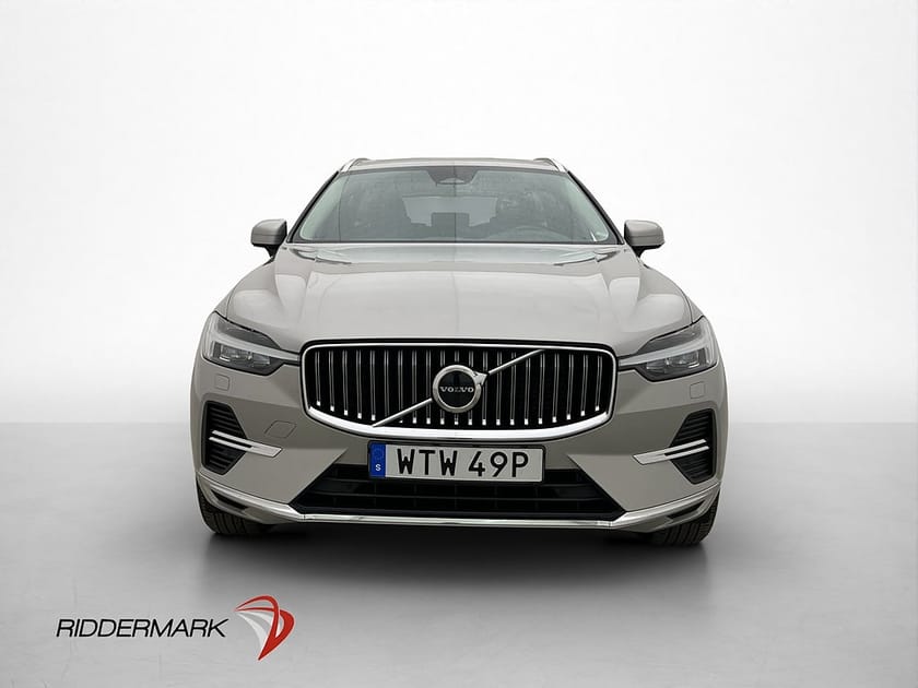Bild 2 av Volvo XC60 Recharge T6 AWD 340hk Inscription Pano Drag