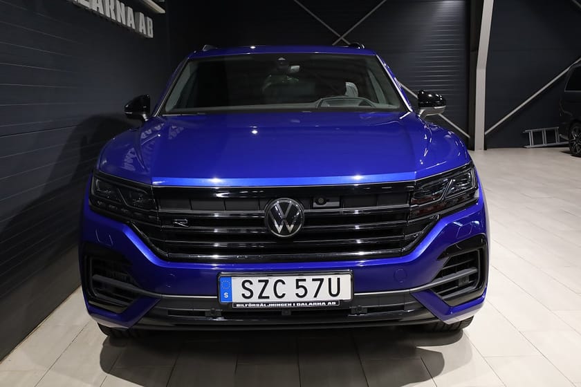 Bild 2 av Volkswagen Touareg R eHybrid 3.0 V6 462hk 360°/HUD/Night Vision/Panorama